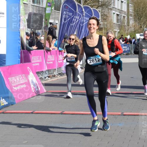 12.04.2026 - 45. Internationalen Wilhelmsburger Insellauf Strokosch-Dieckow http://msf.ph/oto/9461803 12.04.2026 11:09:56 Ziel 2612, 3382, 4081, 3383, 2238 meine-sportfotos.de