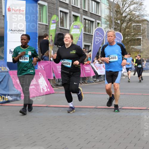 12.04.2026 - 45. Internationalen Wilhelmsburger Insellauf Strokosch-Dieckow http://msf.ph/oto/9461831 12.04.2026 13:18:21 Ziel 2903, 4104, 5465, 4998, 5332, 4203 meine-sportfotos.de
