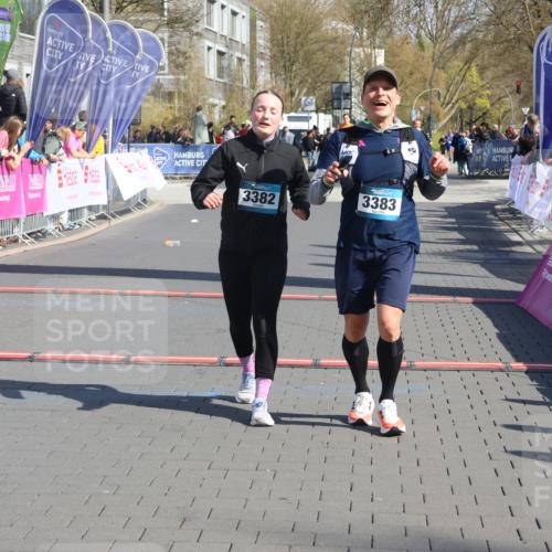 12.04.2026 - 45. Internationalen Wilhelmsburger Insellauf Strokosch-Dieckow http://msf.ph/oto/9461928 12.04.2026 11:09:58 Ziel 2612, 3382, 4081, 3383, 2238 meine-sportfotos.de