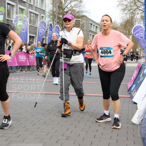 12.04.2026 - 45. Internationalen Wilhelmsburger Insellauf Strokosch-Dieckow http://msf.ph/oto/9461930 12.04.2026 13:18:12 Ziel 2125, 2520, 5204, 3272, 4690, 3252, 4697 meine-sportfotos.de