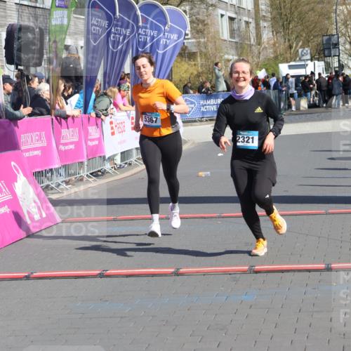 12.04.2026 - 45. Internationalen Wilhelmsburger Insellauf Strokosch-Dieckow http://msf.ph/oto/9461983 12.04.2026 11:10:07 Ziel 2321, 5367 meine-sportfotos.de