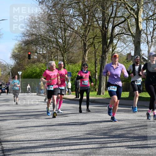 12.04.2026 - 45. Internationalen Wilhelmsburger Insellauf J. Mangold http://msf.ph/oto/9461985 12.04.2026 10:47:59 Ziel 5749, 2784, 4834, 4330, 3311, 2809, 4415, 4681, 2373, 2384, 2442, 3631, 5578, 3414, 3307, 4882, 2053, 4563, 4866, 2438, 3513, 2854, 2887, 3103, 4424, 3509, 4768, 3509, 4768, 3060, 3063, 2992, 2846, 3722, 4088, 4913, 4675, 3007 meine-sportfotos.de