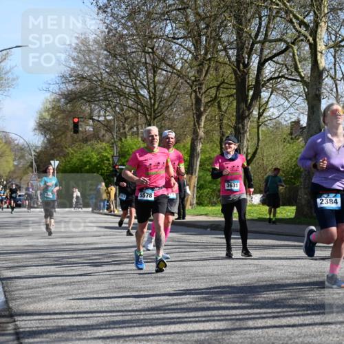 12.04.2026 - 45. Internationalen Wilhelmsburger Insellauf J. Mangold http://msf.ph/oto/9461997 12.04.2026 10:48:00 Ziel 5749, 2784, 4834, 4330, 3311, 2809, 4415, 4681, 2373, 2384, 2442, 3631, 5578, 3414, 3307, 4882, 2053, 4563, 4866, 2438, 2438, 3513, 2854, 2887, 3103, 4424, 3509, 4768, 3060, 3060, 3063, 2992, 2846, 3722, 4088, 4913, 4675, 3007 meine-sportfotos.de
