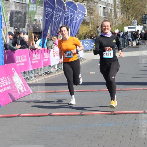 12.04.2026 - 45. Internationalen Wilhelmsburger Insellauf Strokosch-Dieckow http://msf.ph/oto/9461999 12.04.2026 11:10:08 Ziel 2321, 5367 meine-sportfotos.de