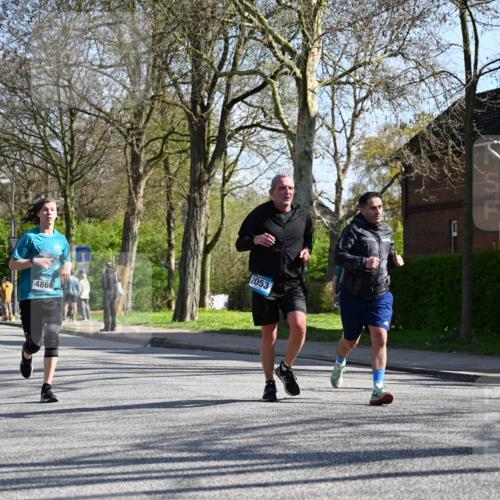 12.04.2026 - 45. Internationalen Wilhelmsburger Insellauf J. Mangold http://msf.ph/oto/9462004 12.04.2026 10:48:04 Ziel 4834, 4330, 3311, 2809, 4415, 4681, 2373, 2384, 2442, 3631, 5578, 3414, 3307, 4882, 2053, 4563, 4866, 2438, 3513, 2854, 2887, 2854, 2887, 3103, 4424, 3509, 4768, 3060, 3063, 2992, 2846, 3722, 4088, 3722, 4088, 4913, 4675, 3007 meine-sportfotos.de