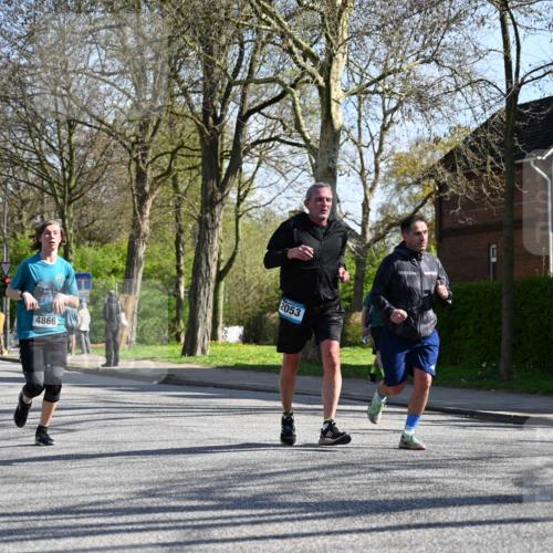 12.04.2026 - 45. Internationalen Wilhelmsburger Insellauf J. Mangold http://msf.ph/oto/9462005 12.04.2026 10:48:04 Ziel 4834, 4330, 3311, 2809, 4415, 4681, 2373, 2384, 2442, 3631, 5578, 3414, 3307, 4882, 2053, 4563, 4866, 2438, 3513, 2854, 2887, 2854, 2887, 3103, 4424, 3509, 4768, 3060, 3063, 2992, 2846, 3722, 4088, 3722, 4088, 4913, 4675, 3007 meine-sportfotos.de