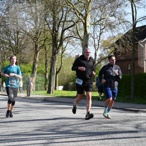 12.04.2026 - 45. Internationalen Wilhelmsburger Insellauf J. Mangold http://msf.ph/oto/9462008 12.04.2026 10:48:04 Ziel 4834, 4330, 3311, 2809, 4415, 4681, 2373, 2384, 2442, 3631, 5578, 3414, 3307, 4882, 2053, 4563, 4866, 2438, 3513, 2854, 2887, 2854, 2887, 3103, 4424, 3509, 4768, 3060, 3063, 2992, 2846, 3722, 4088, 3722, 4088, 4913, 4675, 3007 meine-sportfotos.de
