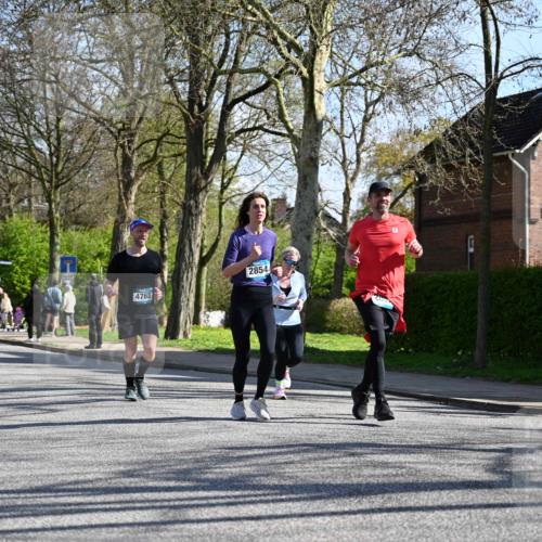 12.04.2026 - 45. Internationalen Wilhelmsburger Insellauf J. Mangold http://msf.ph/oto/9462056 12.04.2026 10:48:15 Ziel 2384, 2442, 3631, 5578, 3414, 3307, 4882, 2053, 4563, 4866, 2438, 3513, 2854, 2887, 3103, 4424, 3509, 4768, 3060, 3063, 2992, 2846, 2846, 3722, 4088, 4913, 4675, 3007, 4336, 3760, 3695, 5039, 2672, 4789 meine-sportfotos.de