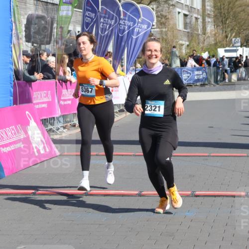 12.04.2026 - 45. Internationalen Wilhelmsburger Insellauf Strokosch-Dieckow http://msf.ph/oto/9462062 12.04.2026 11:10:08 Ziel 2321, 5367 meine-sportfotos.de