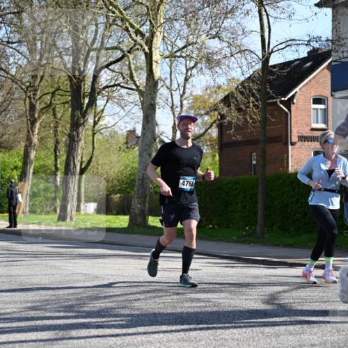 12.04.2026 - 45. Internationalen Wilhelmsburger Insellauf J. Mangold http://msf.ph/oto/9462075 12.04.2026 10:48:17 Ziel 3307, 4882, 2053, 4563, 4866, 2438, 3513, 2854, 2887, 3103, 4424, 3509, 4768, 3060, 3063, 2992, 2846, 3722, 4088, 4913, 4913, 4675, 3007, 4336, 3760, 3695, 5039, 2672, 4789, 4661, 5360, 5649 meine-sportfotos.de