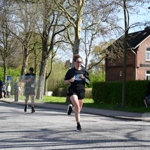 12.04.2026 - 45. Internationalen Wilhelmsburger Insellauf J. Mangold http://msf.ph/oto/9462088 12.04.2026 10:48:19 Ziel 4882, 2053, 4563, 4866, 2438, 3513, 2854, 2887, 3103, 4424, 3509, 4768, 3060, 3063, 2992, 2846, 3722, 4088, 4913, 4675, 3007, 4336, 3760, 3695, 5039, 2672, 4789, 4661, 5360, 5649, 2649, 2231, 3200 meine-sportfotos.de