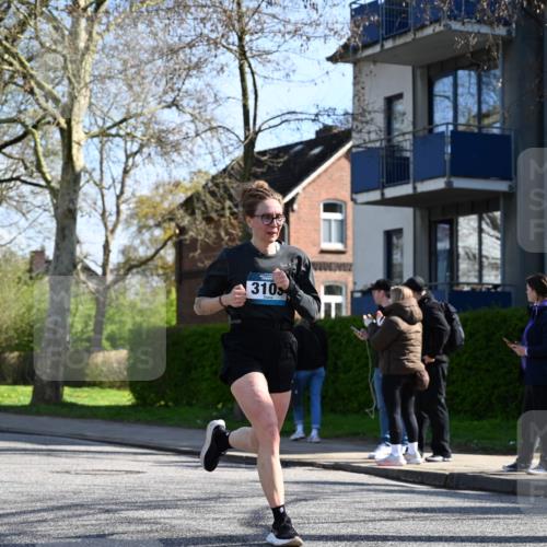 12.04.2026 - 45. Internationalen Wilhelmsburger Insellauf J. Mangold http://msf.ph/oto/9462099 12.04.2026 10:48:20 Ziel 4563, 4866, 2438, 3513, 2854, 2887, 3103, 4424, 3509, 4768, 3060, 3063, 2992, 2846, 3722, 4088, 4913, 4675, 3007, 4336, 3760, 3695, 5039, 2672, 4789, 4661, 5360, 5649, 2649, 2231, 3200 meine-sportfotos.de