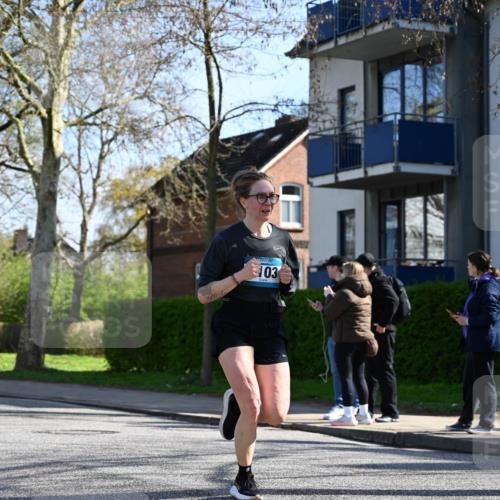 12.04.2026 - 45. Internationalen Wilhelmsburger Insellauf J. Mangold http://msf.ph/oto/9462100 12.04.2026 10:48:20 Ziel 4563, 4866, 2438, 3513, 2854, 2887, 3103, 4424, 3509, 4768, 3060, 3063, 2992, 2846, 3722, 4088, 4913, 4675, 3007, 4336, 3760, 3695, 5039, 2672, 4789, 4661, 5360, 5649, 2649, 2231, 3200 meine-sportfotos.de
