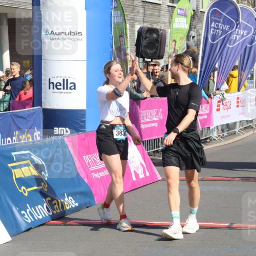 12.04.2026 - 45. Internationalen Wilhelmsburger Insellauf Strokosch-Dieckow http://msf.ph/oto/9462239 12.04.2026 11:10:31 Ziel 3833, 4251, 3077, 5651, 5851 meine-sportfotos.de
