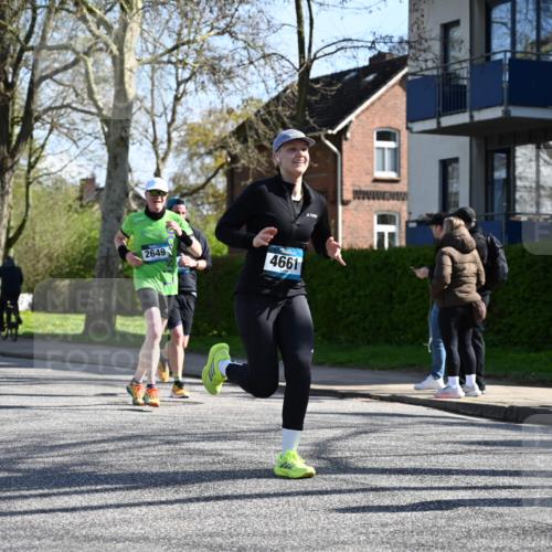 12.04.2026 - 45. Internationalen Wilhelmsburger Insellauf J. Mangold http://msf.ph/oto/9462282 12.04.2026 10:48:55 Ziel 4336, 3760, 3695, 5039, 2672, 4789, 4661, 5360, 5649, 2649, 2231, 3200, 4185, 2179, 3427, 2635, 2732, 2371, 3363, 2661, 4715, 2392 meine-sportfotos.de