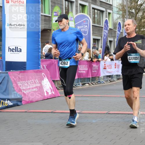 12.04.2026 - 45. Internationalen Wilhelmsburger Insellauf Strokosch-Dieckow http://msf.ph/oto/9462314 12.04.2026 13:17:49 Ziel 2571, 5001, 5532, 4392, 4642, 4957, 3900 meine-sportfotos.de