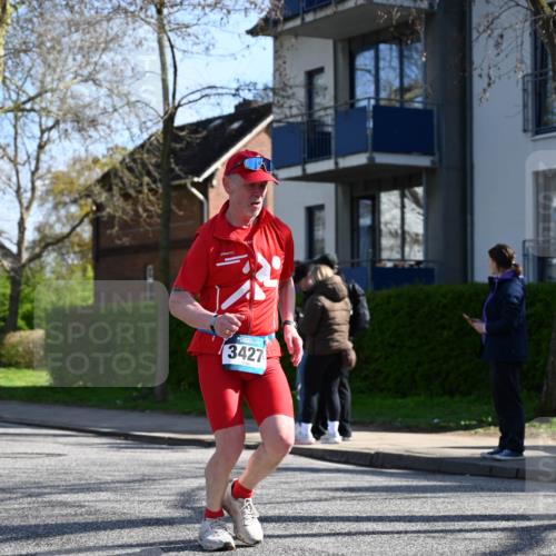 12.04.2026 - 45. Internationalen Wilhelmsburger Insellauf J. Mangold http://msf.ph/oto/9462354 12.04.2026 10:49:08 Ziel 2231, 3200, 4185, 2179, 3427, 2635, 2732, 2371, 3363, 3363, 2661, 4715, 2392, 3036, 2048, 3036, 2048, 3357, 2655, 5441, 3546 meine-sportfotos.de