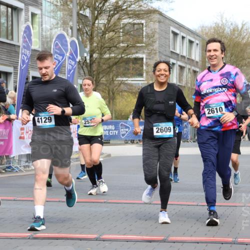 12.04.2026 - 45. Internationalen Wilhelmsburger Insellauf Strokosch-Dieckow http://msf.ph/oto/9462380 12.04.2026 13:17:44 Ziel 4315, 4867, 4868, 4130, 4129, 2609, 2610, 2571, 5001, 5532, 4392 meine-sportfotos.de
