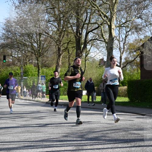 12.04.2026 - 45. Internationalen Wilhelmsburger Insellauf J. Mangold http://msf.ph/oto/9462419 12.04.2026 10:49:22 Ziel 3427, 2635, 2732, 2371, 3363, 2661, 4715, 2392, 3036, 2048, 3357, 3357, 2655, 5441, 3546, 2618, 2176, 2054, 3329, 3459, 4855 meine-sportfotos.de
