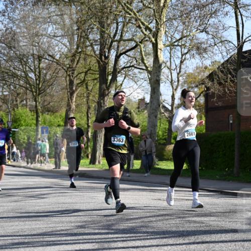 12.04.2026 - 45. Internationalen Wilhelmsburger Insellauf J. Mangold http://msf.ph/oto/9462424 12.04.2026 10:49:23 Ziel 2635, 2732, 2371, 3363, 2661, 4715, 2392, 3036, 2048, 3357, 2655, 5441, 3546, 2618, 2176, 2176, 2054, 3329, 3459, 4855 meine-sportfotos.de