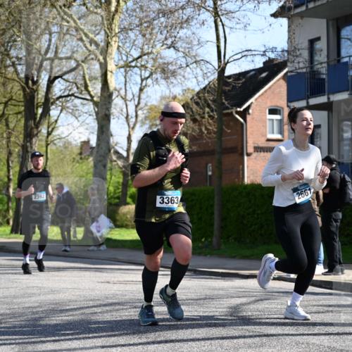 12.04.2026 - 45. Internationalen Wilhelmsburger Insellauf J. Mangold http://msf.ph/oto/9462441 12.04.2026 10:49:23 Ziel 2635, 2732, 2371, 3363, 2661, 4715, 2392, 3036, 2048, 3357, 2655, 5441, 3546, 2618, 2176, 2176, 2054, 3329, 3459, 4855 meine-sportfotos.de