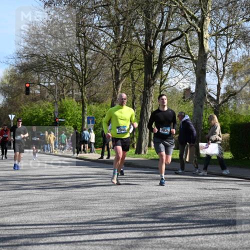 12.04.2026 - 45. Internationalen Wilhelmsburger Insellauf J. Mangold http://msf.ph/oto/9462477 12.04.2026 10:49:32 Ziel 3363, 2661, 4715, 2392, 3036, 2048, 3357, 2655, 5441, 3546, 2618, 2176, 2054, 3329, 3459, 4855, 4929, 4634 meine-sportfotos.de