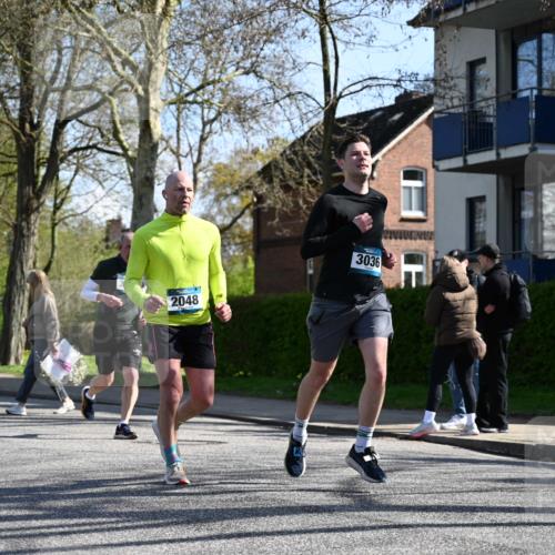 12.04.2026 - 45. Internationalen Wilhelmsburger Insellauf J. Mangold http://msf.ph/oto/9462506 12.04.2026 10:49:33 Ziel 3363, 2661, 4715, 2392, 3036, 2048, 3357, 2655, 5441, 3546, 2618, 2618, 2176, 2054, 3329, 3459, 4855, 4929, 4634, 3186, 3326, 3556 meine-sportfotos.de
