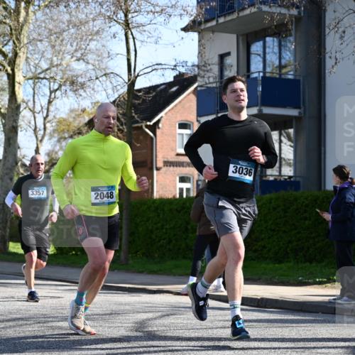 12.04.2026 - 45. Internationalen Wilhelmsburger Insellauf J. Mangold http://msf.ph/oto/9462514 12.04.2026 10:49:34 Ziel 2661, 4715, 2392, 3036, 2048, 3357, 2655, 5441, 3546, 2618, 2176, 2054, 3329, 3459, 4855, 4855, 4929, 4634, 3186, 3326, 3556, 3228 meine-sportfotos.de