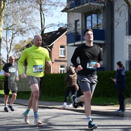 12.04.2026 - 45. Internationalen Wilhelmsburger Insellauf J. Mangold http://msf.ph/oto/9462515 12.04.2026 10:49:34 Ziel 2661, 4715, 2392, 3036, 2048, 3357, 2655, 5441, 3546, 2618, 2176, 2054, 3329, 3459, 4855, 4855, 4929, 4634, 3186, 3326, 3556, 3228 meine-sportfotos.de
