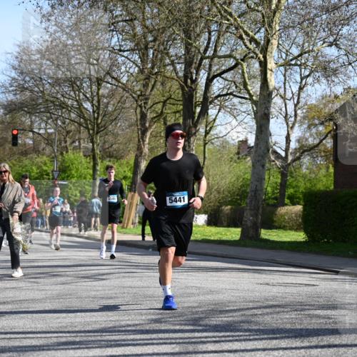 12.04.2026 - 45. Internationalen Wilhelmsburger Insellauf J. Mangold http://msf.ph/oto/9462528 12.04.2026 10:49:37 Ziel 4715, 2392, 3036, 2048, 3357, 2655, 5441, 3546, 2618, 2176, 2054, 3329, 3459, 4855, 4929, 4929, 4634, 3186, 3326, 3556, 3228, 5041, 5033, 4435 meine-sportfotos.de