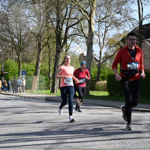 12.04.2026 - 45. Internationalen Wilhelmsburger Insellauf J. Mangold http://msf.ph/oto/9462578 12.04.2026 10:49:43 Ziel 3036, 2048, 3357, 2655, 5441, 3546, 2618, 2176, 2054, 3329, 3459, 4855, 4929, 4634, 4634, 3186, 3326, 3556, 3228, 5041, 5033, 4435, 2720, 3234, 3855 meine-sportfotos.de