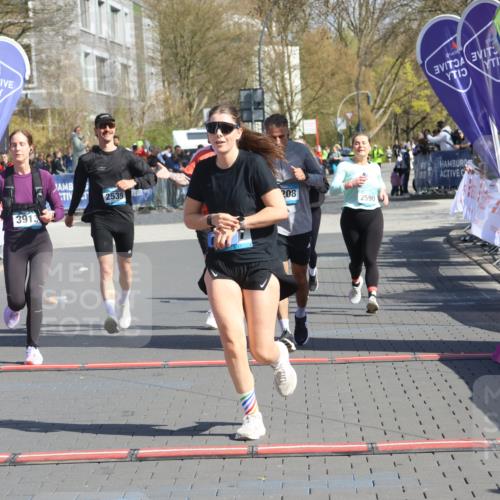 12.04.2026 - 45. Internationalen Wilhelmsburger Insellauf Strokosch-Dieckow http://msf.ph/oto/9462580 12.04.2026 11:11:07 Ziel 2585, 4334, 3507, 3913, 2208, 2539, 2513, 2590, 2576 meine-sportfotos.de