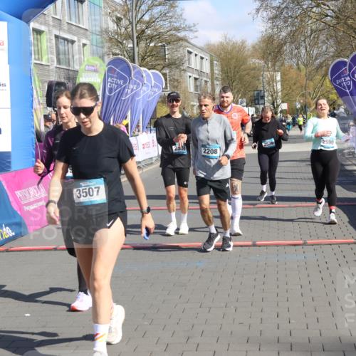 12.04.2026 - 45. Internationalen Wilhelmsburger Insellauf Strokosch-Dieckow http://msf.ph/oto/9462603 12.04.2026 11:11:10 Ziel 3507, 3913, 2208, 2539, 2513, 2590, 2576 meine-sportfotos.de