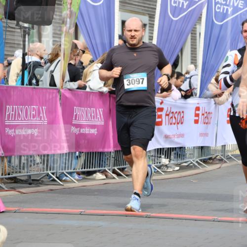 12.04.2026 - 45. Internationalen Wilhelmsburger Insellauf Strokosch-Dieckow http://msf.ph/oto/9462645 12.04.2026 13:17:27 Ziel 3040, 4752, 3886, 3097, 2942, 3575 meine-sportfotos.de