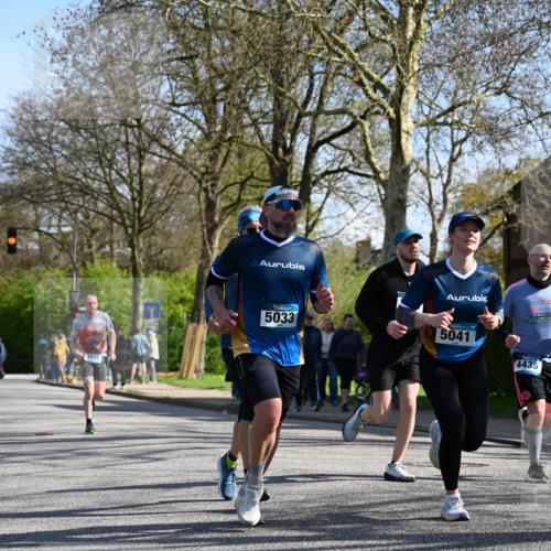 12.04.2026 - 45. Internationalen Wilhelmsburger Insellauf J. Mangold http://msf.ph/oto/9462699 12.04.2026 10:50:11 Ziel 4855, 4929, 4634, 3186, 3326, 3556, 3228, 5041, 5033, 4435, 2720, 3234, 3855, 2154, 3608, 4903, 2496, 2198, 2197 meine-sportfotos.de