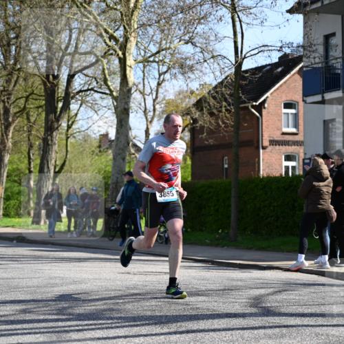 12.04.2026 - 45. Internationalen Wilhelmsburger Insellauf J. Mangold http://msf.ph/oto/9462731 12.04.2026 10:50:14 Ziel 4929, 4634, 3186, 3326, 3556, 3228, 5041, 5033, 4435, 2720, 3234, 3855, 2154, 3608, 4903, 2496, 2198, 2197 meine-sportfotos.de