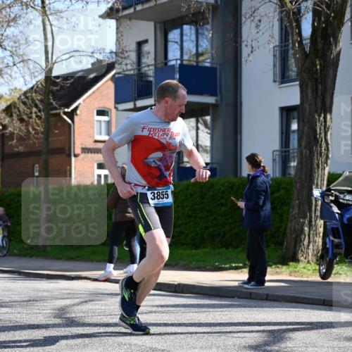 12.04.2026 - 45. Internationalen Wilhelmsburger Insellauf J. Mangold http://msf.ph/oto/9462749 12.04.2026 10:50:15 Ziel 4634, 3186, 3326, 3556, 3228, 5041, 5033, 4435, 2720, 3234, 3855, 2154, 3608, 4903, 2496, 2198, 2197 meine-sportfotos.de