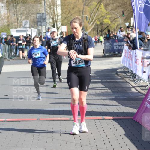 12.04.2026 - 45. Internationalen Wilhelmsburger Insellauf Strokosch-Dieckow http://msf.ph/oto/9462794 12.04.2026 11:11:42 Ziel 2673, 2326, 4633, 2867 meine-sportfotos.de