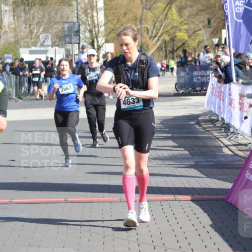 12.04.2026 - 45. Internationalen Wilhelmsburger Insellauf Strokosch-Dieckow http://msf.ph/oto/9462800 12.04.2026 11:11:42 Ziel 2673, 2326, 4633, 2867 meine-sportfotos.de