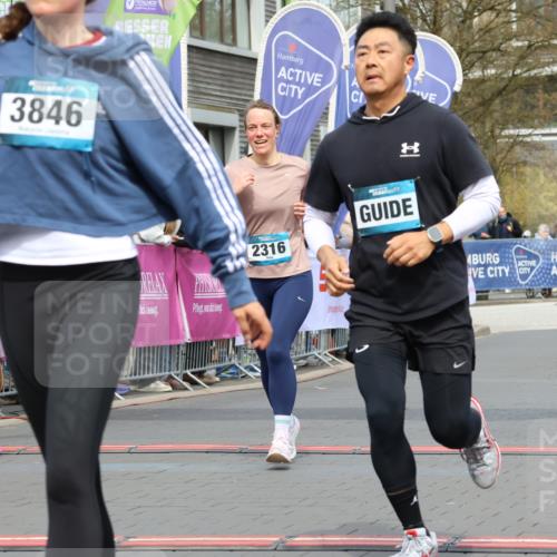 12.04.2026 - 45. Internationalen Wilhelmsburger Insellauf Strokosch-Dieckow http://msf.ph/oto/9462822 12.04.2026 13:17:14 Ziel 3846, 2316 meine-sportfotos.de