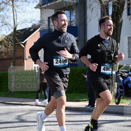 12.04.2026 - 45. Internationalen Wilhelmsburger Insellauf J. Mangold http://msf.ph/oto/9462823 12.04.2026 10:50:40 Ziel 4903, 2496, 2198, 2197, 3039, 3550, 4659, 2935, 5823, 2762, 5618, 4756, 2506, 3996, 5608, 2598 meine-sportfotos.de