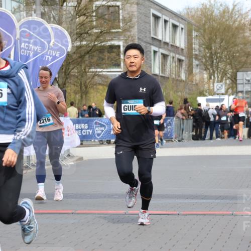 12.04.2026 - 45. Internationalen Wilhelmsburger Insellauf Strokosch-Dieckow http://msf.ph/oto/9462846 12.04.2026 13:17:13 Ziel 3846, 2316 meine-sportfotos.de