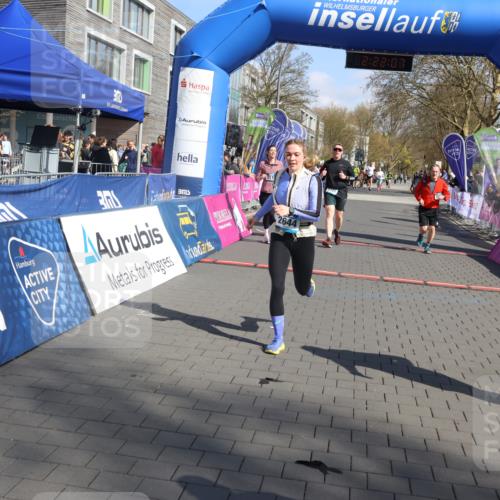 12.04.2026 - 45. Internationalen Wilhelmsburger Insellauf Strokosch-Dieckow http://msf.ph/oto/9463041 12.04.2026 11:12:06 Ziel 4430, 2644, 3112, 2725, 2770 meine-sportfotos.de