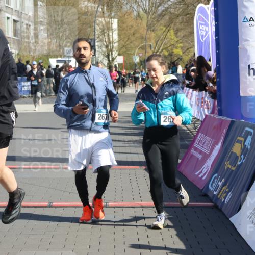 12.04.2026 - 45. Internationalen Wilhelmsburger Insellauf Strokosch-Dieckow http://msf.ph/oto/9463042 12.04.2026 10:53:18 Ziel 2746, 2355, 5491, 3576 meine-sportfotos.de
