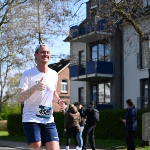 12.04.2026 - 45. Internationalen Wilhelmsburger Insellauf J. Mangold http://msf.ph/oto/9463057 12.04.2026 10:51:30 Ziel 3049, 4263, 5769, 3572, 4503, 3183, 3183, 3567, 2729, 5553, 2837, 4541, 2432, 4414, 5671, 4596, 4024, 5789, 3151, 3674, 3184 meine-sportfotos.de