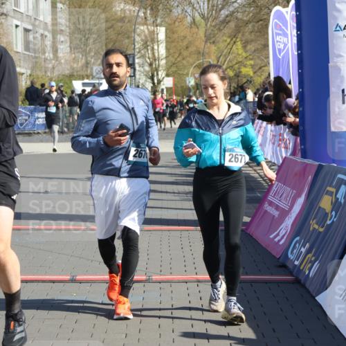 12.04.2026 - 45. Internationalen Wilhelmsburger Insellauf Strokosch-Dieckow http://msf.ph/oto/9463068 12.04.2026 10:53:18 Ziel 2746, 2355, 5491, 3576 meine-sportfotos.de