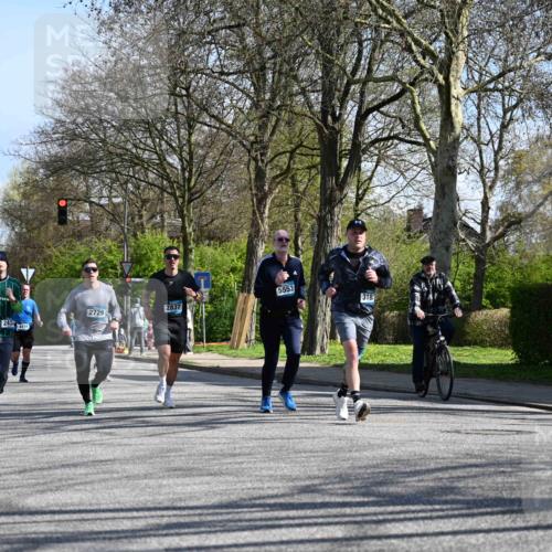 12.04.2026 - 45. Internationalen Wilhelmsburger Insellauf J. Mangold http://msf.ph/oto/9463070 12.04.2026 10:51:43 Ziel 3183, 3567, 2729, 5553, 2837, 4541, 2432, 4414, 5671, 4596, 4024, 5789, 3151, 3674, 3184, 3366, 3366, 3923, 3887, 3102, 3852, 2239, 2256, 2255, 5501, 5574 meine-sportfotos.de