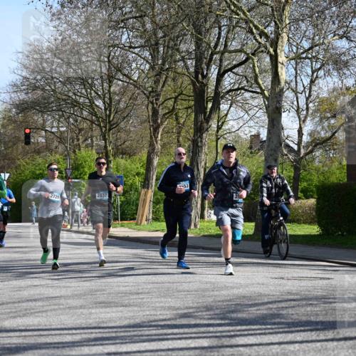 12.04.2026 - 45. Internationalen Wilhelmsburger Insellauf J. Mangold http://msf.ph/oto/9463072 12.04.2026 10:51:43 Ziel 3183, 3567, 2729, 5553, 2837, 4541, 2432, 4414, 5671, 4596, 4024, 5789, 3151, 3674, 3184, 3366, 3366, 3923, 3887, 3102, 3852, 2239, 2256, 2255, 5501, 5574 meine-sportfotos.de