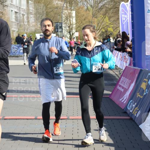 12.04.2026 - 45. Internationalen Wilhelmsburger Insellauf Strokosch-Dieckow http://msf.ph/oto/9463110 12.04.2026 10:53:18 Ziel 2746, 2355, 5491, 3576 meine-sportfotos.de