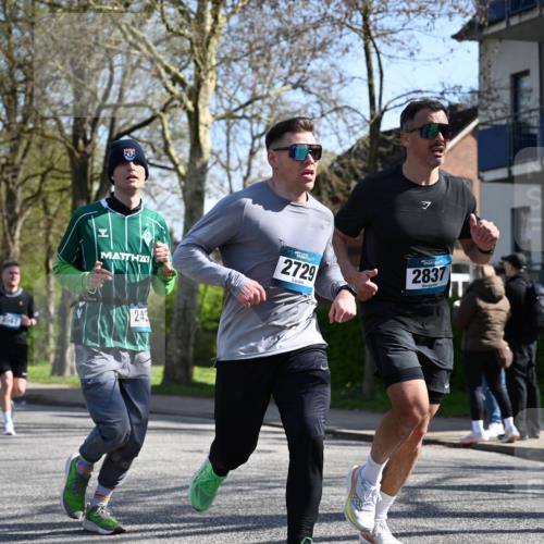 12.04.2026 - 45. Internationalen Wilhelmsburger Insellauf J. Mangold http://msf.ph/oto/9463118 12.04.2026 10:51:46 Ziel 3183, 3567, 2729, 5553, 2837, 4541, 2432, 4414, 5671, 4596, 4596, 4024, 5789, 3151, 3674, 3184, 3366, 3923, 3887, 3102, 3852, 2239, 2256, 2255, 5501, 5574, 4710 meine-sportfotos.de